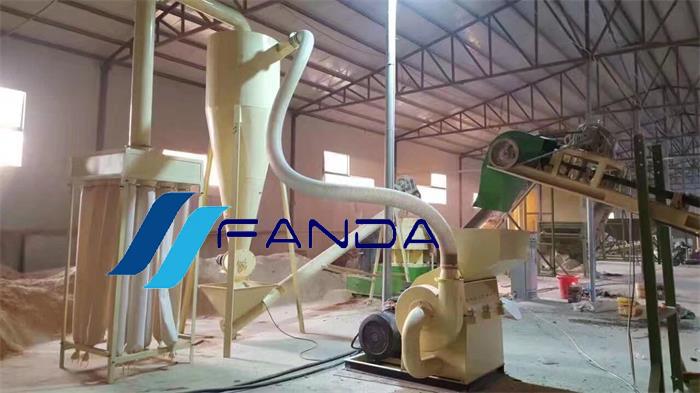 wood chips hammer mill.jpg