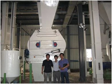 animal feed mixer