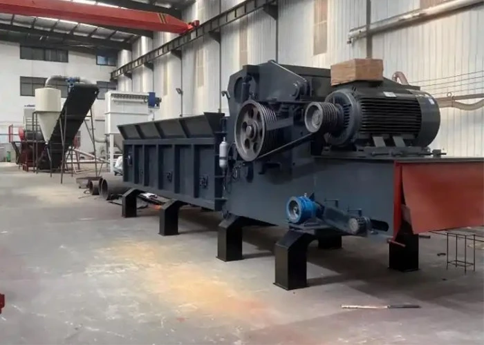 Mobile Wood Pallet Crusher Chipper Wood Recycling Machine